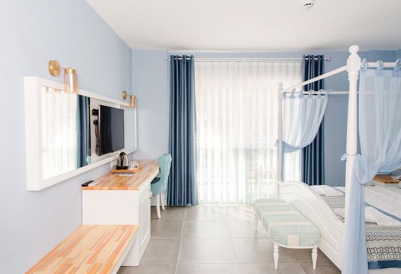 חדר דלוקס נוף לעיר, Luvi Kaş Otel Adults Only