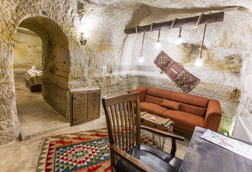 디럭스 스위트, Kayadibi Cave