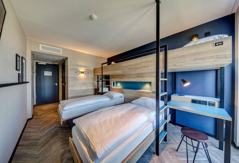 اتاق استاندارد چهار تخته, Schulz Hotel Berlin Wall At The East Side Gallery