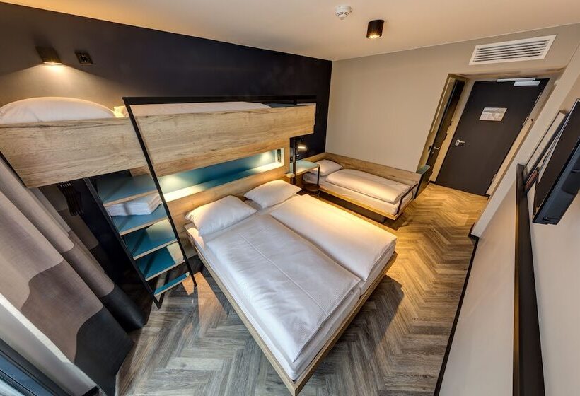 اتاق استاندارد سه نفره, Schulz Hotel Berlin Wall At The East Side Gallery