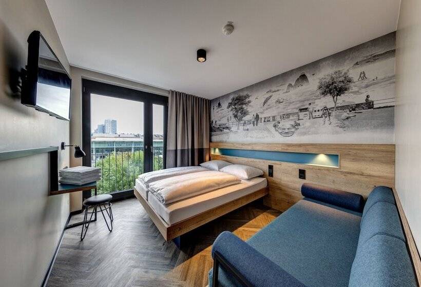 اتاق استاندارد, Schulz Hotel Berlin Wall At The East Side Gallery