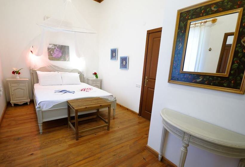 סוויטה, Olive Farm Of Datca