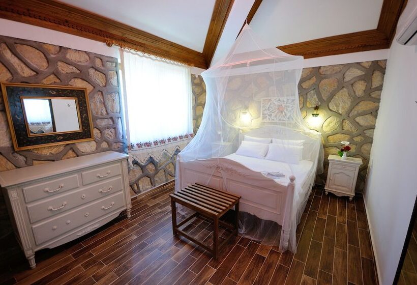 סוויטה, Olive Farm Of Datca