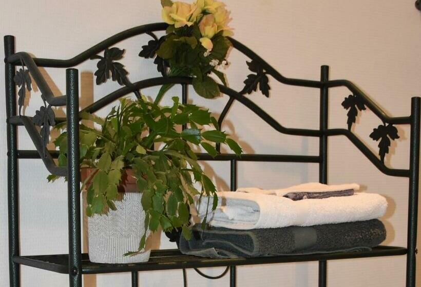 스탠다드 트리플 룸 가든 전망, La Farigoule