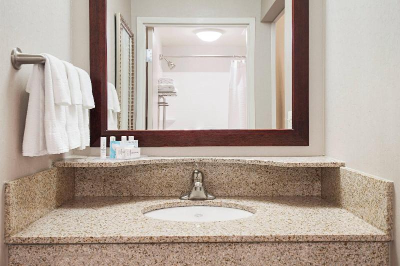 اتاق استاندارد, Whole Sunshine International