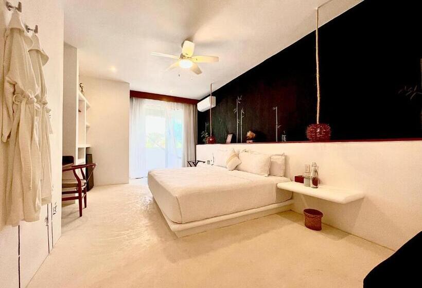 מיטת קינג בסוויטה, Casa HX - Adults Only