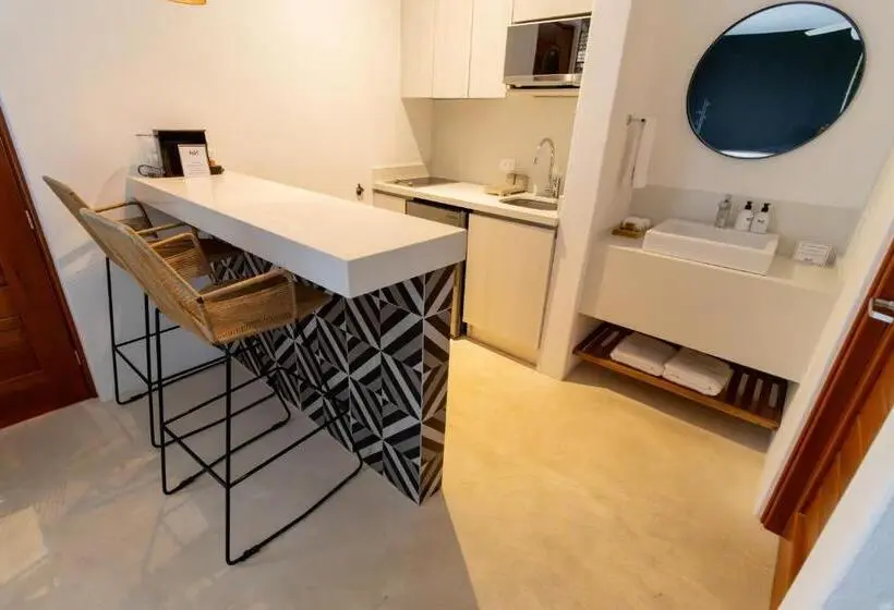 سوییت, Casa HX - Adults Only