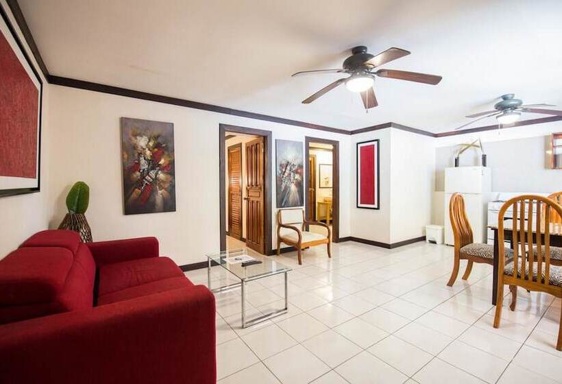 آپارتمان 1 خوابه, Tuanis Apart