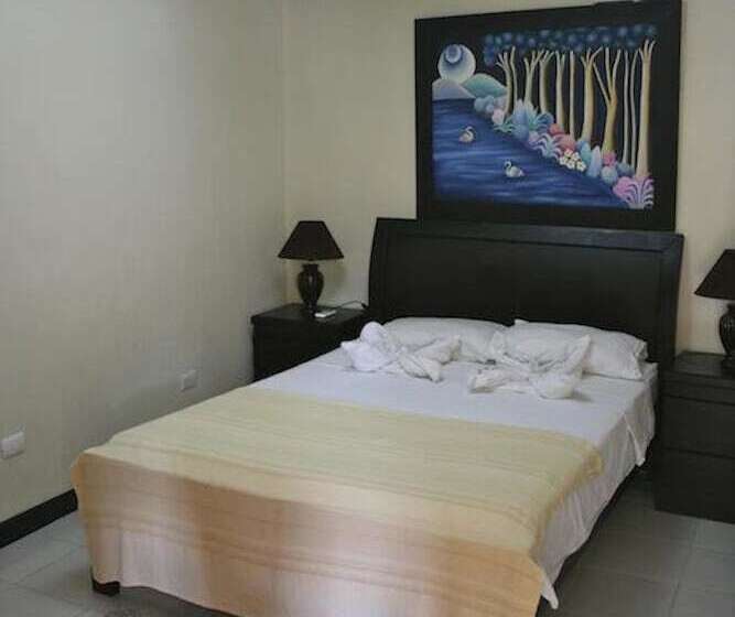 آپارتمان 1 خوابه همکف, Tuanis Apart