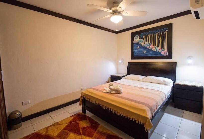 آپارتمان 1 خوابه همکف, Tuanis Apart