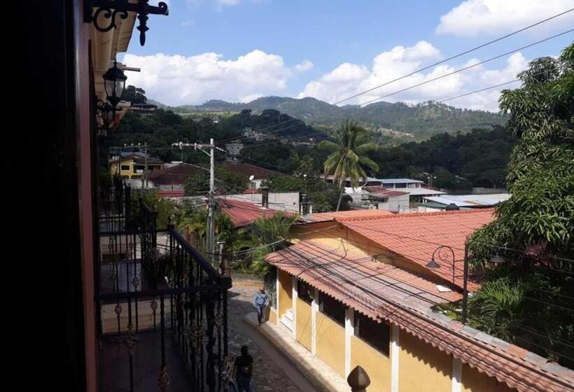 اتاق استاندارد, Acropolis Maya