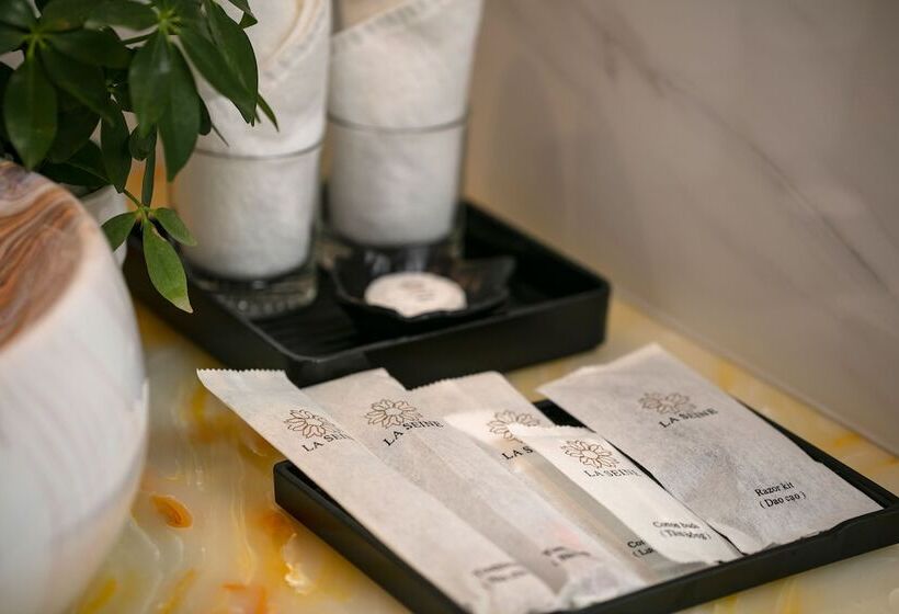 اتاق سوپریور, De La Seine