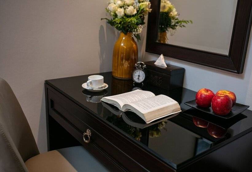 اتاق سوپریور, De La Seine