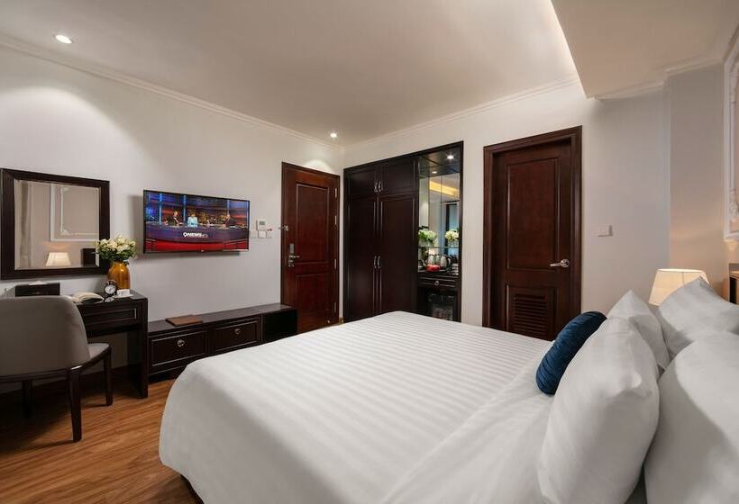 اتاق سوپریور, De La Seine