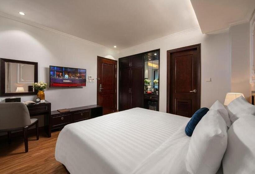 اتاق سوپریور, De La Seine