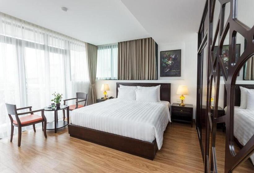 مجموعه ویستا شهر, De La Seine