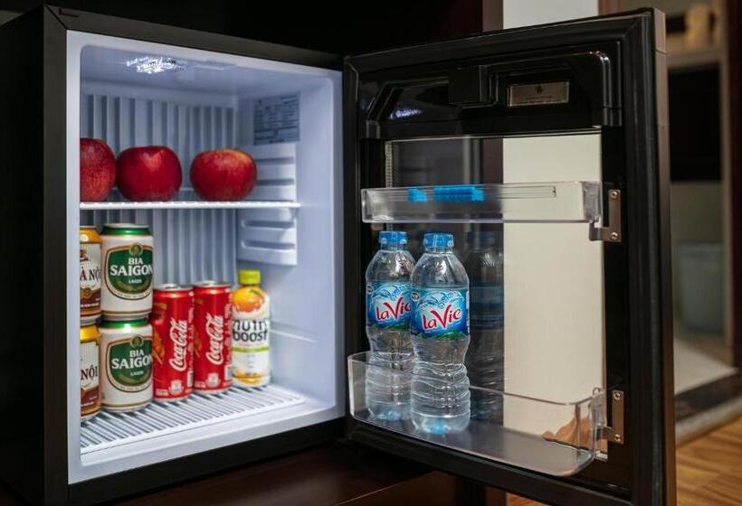 اتاق خانوادگی, De La Seine