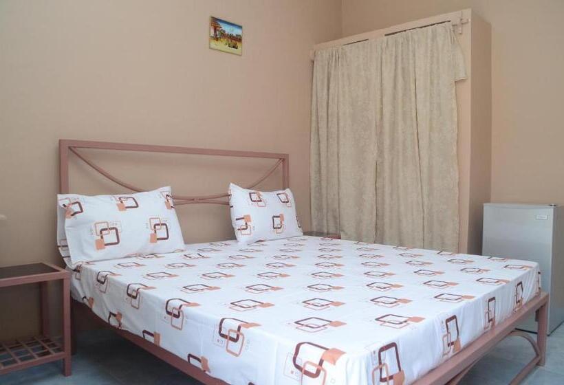 اتاق استاندارد, La Perle