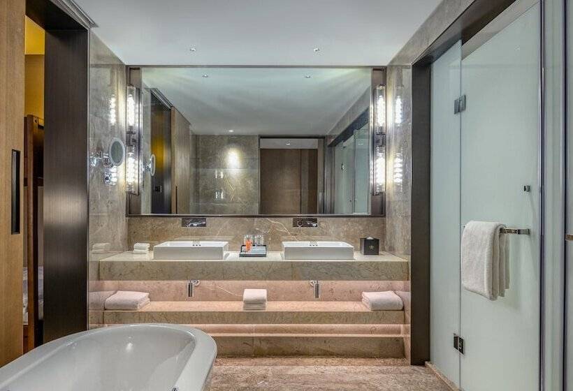 프리미엄 룸, Crowne Plaza Beihai Silver Beach, An Ihg