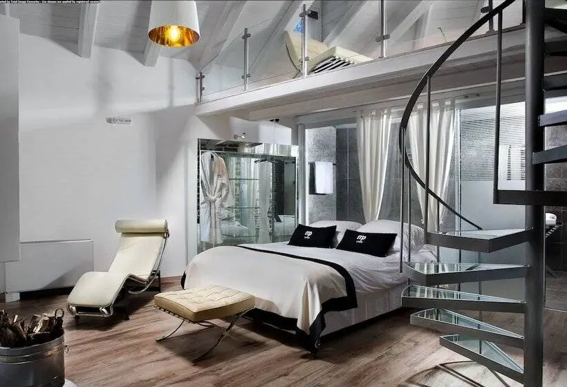 ジュニアスイート, Mikro Papigo 1700 Hotel & Spa