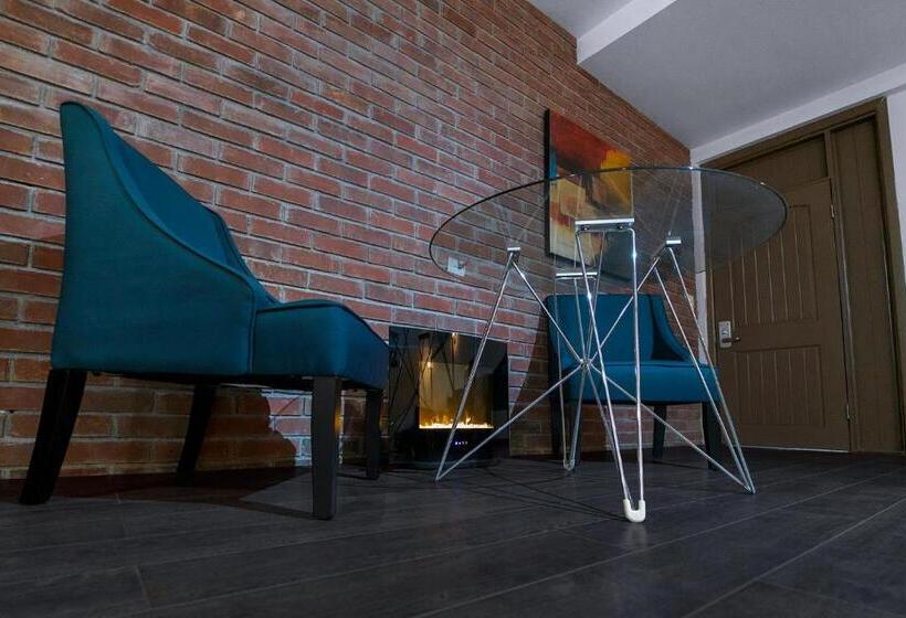 جناح, Stay Inn Hotels