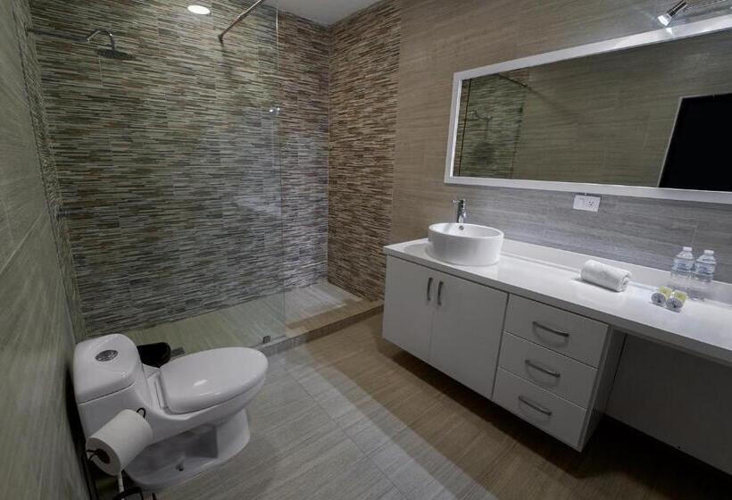 Полулюкс, Stay Inn Hotels