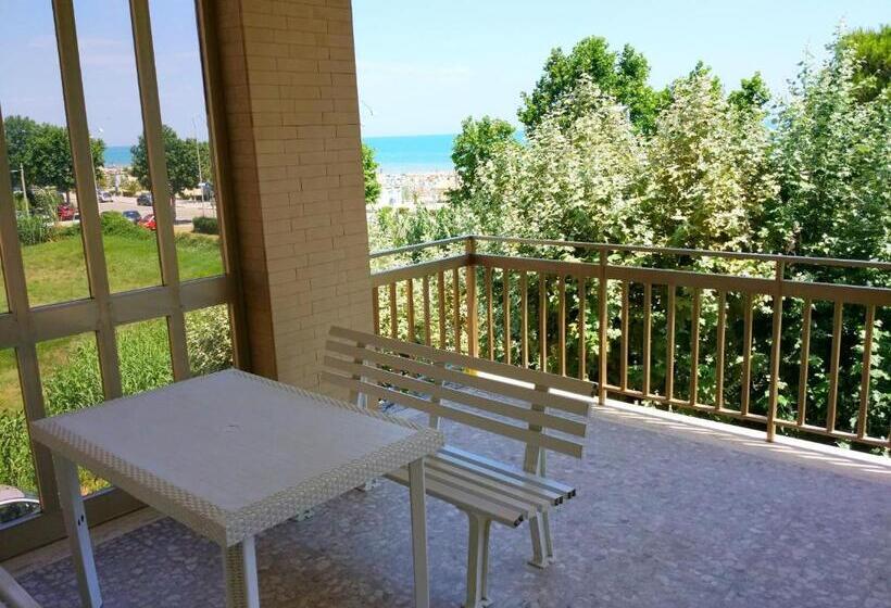 スタンダードルーム, B&b Il Parco Dei Pini