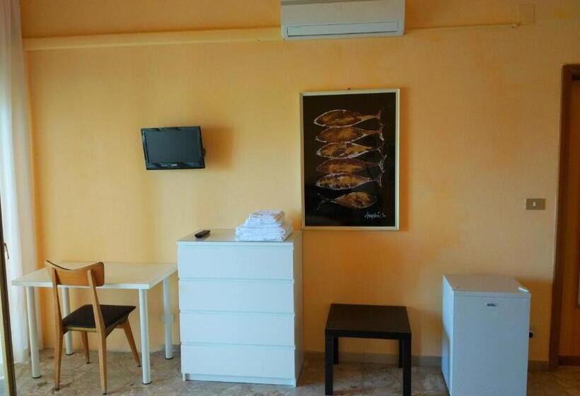 スタンダードルーム, B&b Il Parco Dei Pini