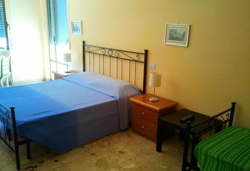 スタンダードトリプルルーム, B&b Il Parco Dei Pini