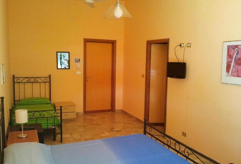 スタンダードトリプルルーム, B&b Il Parco Dei Pini