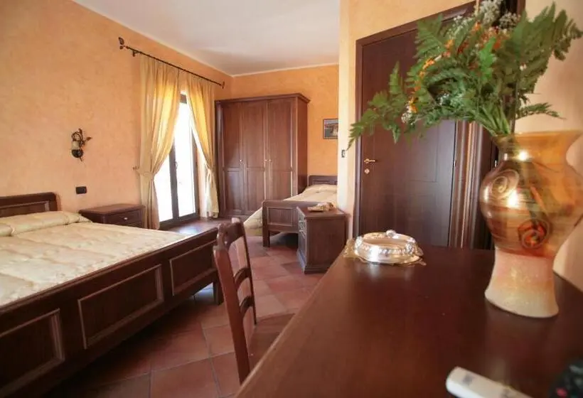 اتاق استاندارد با بالکن, Luxury Accommodation