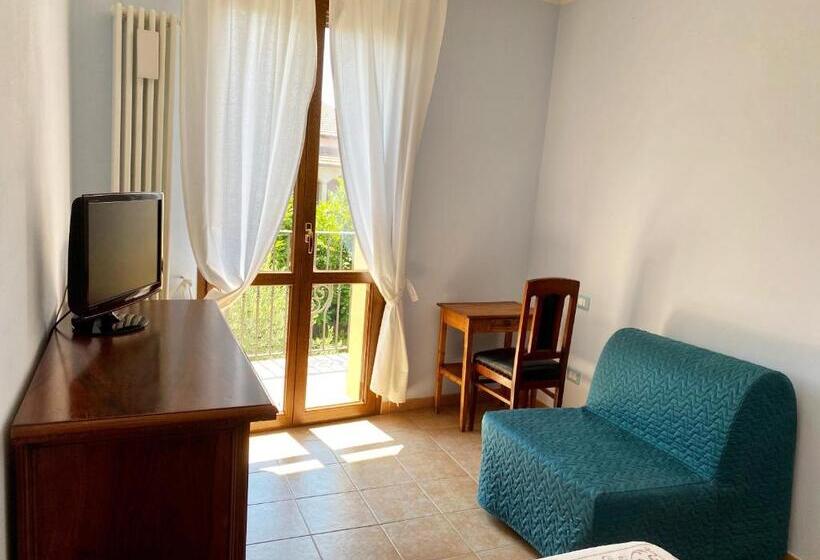 اتاق لوکس یک تخته, R&b Del Monte