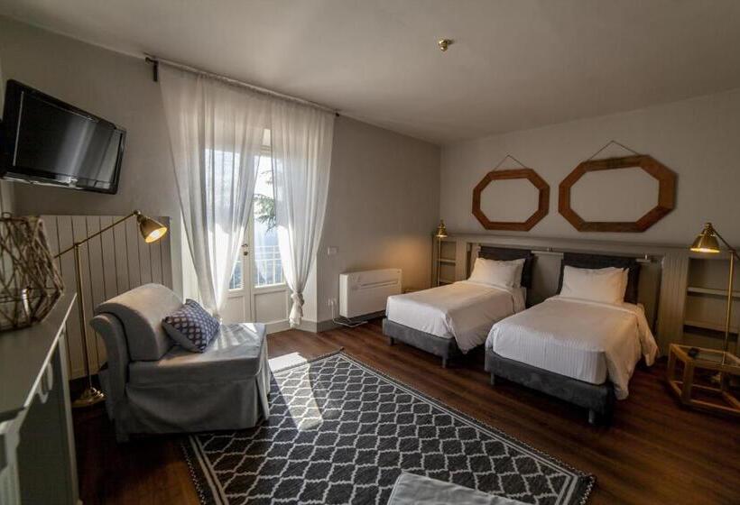 발코니 디럭스 룸, Il Ciocco Hotels