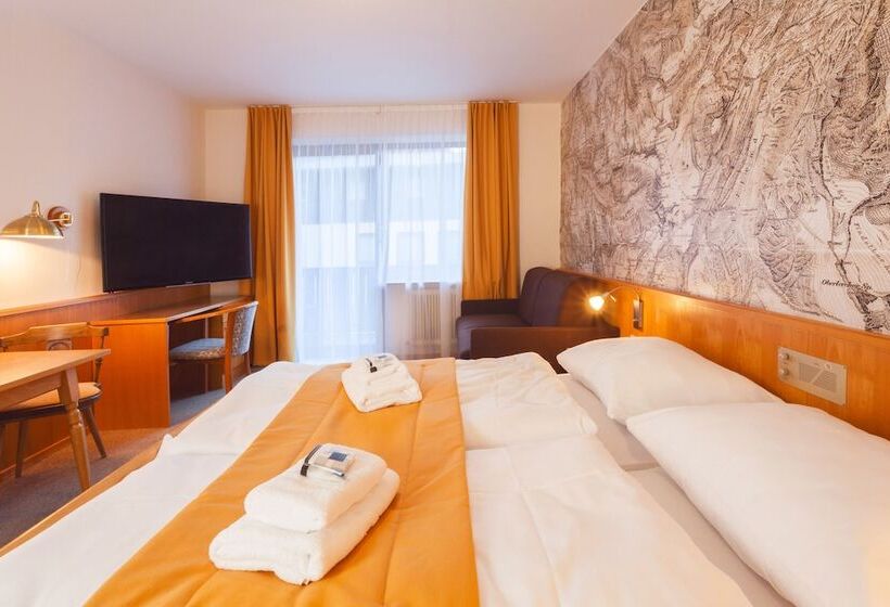 Quarto Estandar com Sacada, Residence Alpenheart