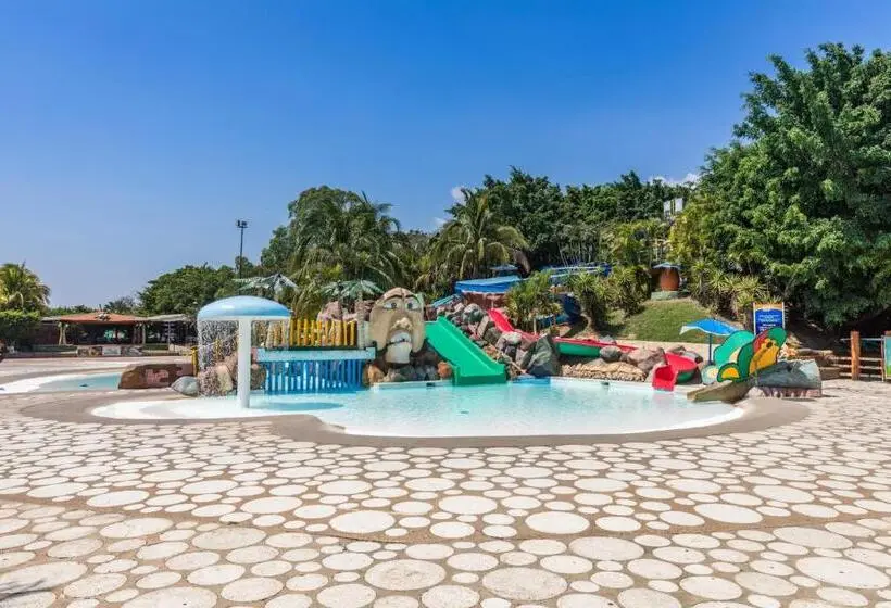 اتاق استاندارد, Valle Dorado Resort & Parque Acuático