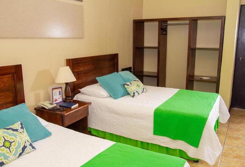 اتاق استاندارد سه نفره, Valle Dorado Resort & Parque Acuático