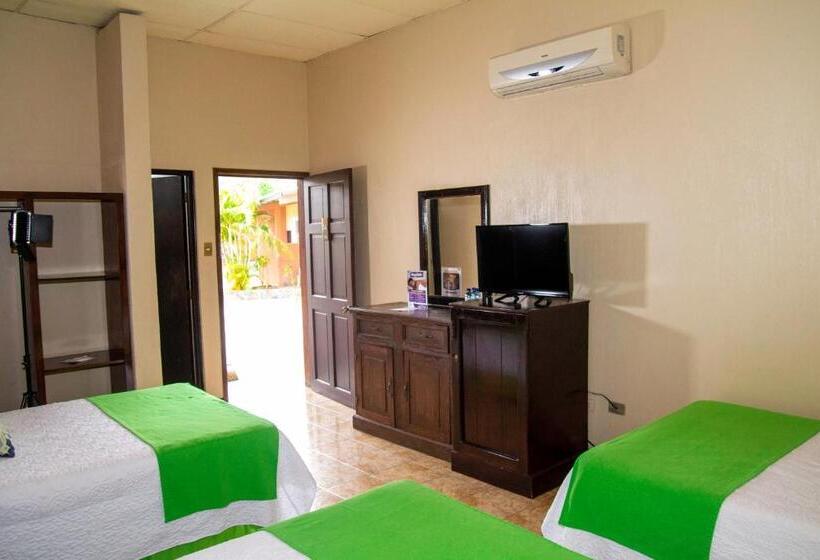 اتاق استاندارد سه نفره, Valle Dorado Resort & Parque Acuático