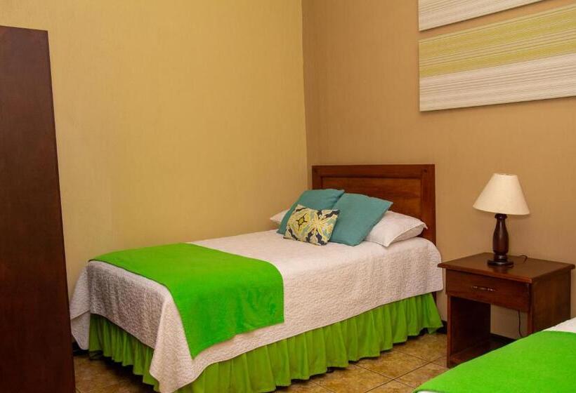 اتاق خانوادگی, Valle Dorado Resort & Parque Acuático