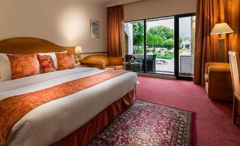 اتاق استاندارد, Golden Tulip Nizwa