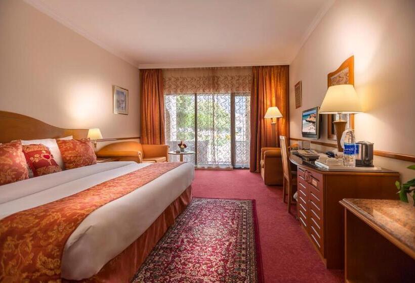 سوییت, Golden Tulip Nizwa