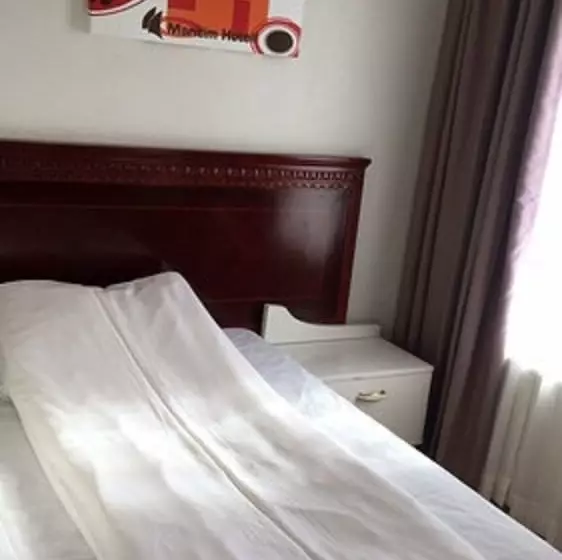 Standard Single Room, Maritim