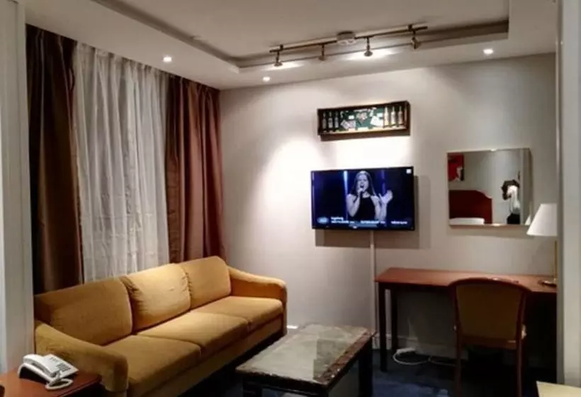 Family Room, Maritim