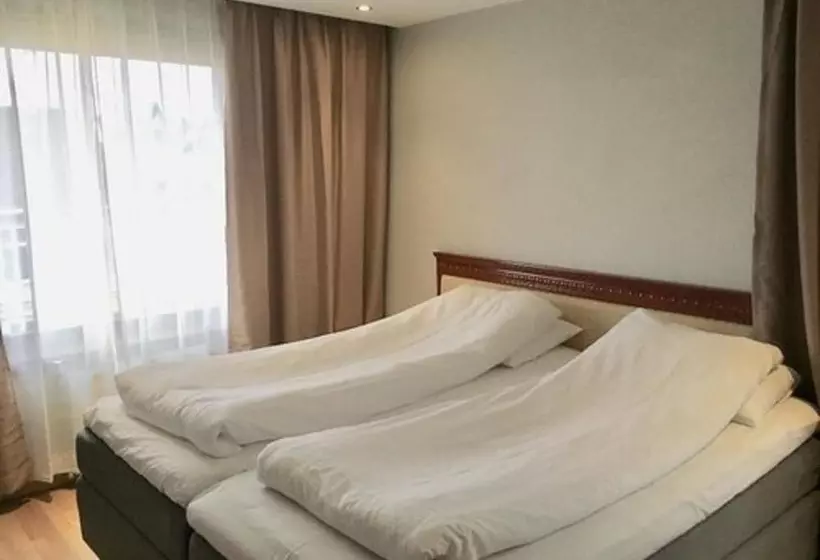 Family Room, Maritim