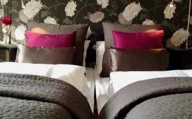 חדר סטנדרט, Reenskaug