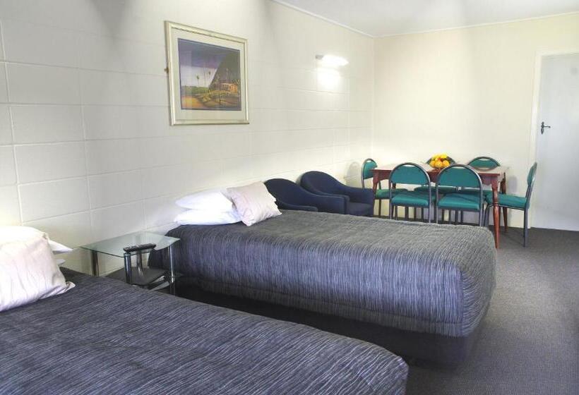 ２ベッドルームアパートメント, Tudor Motor Lodge