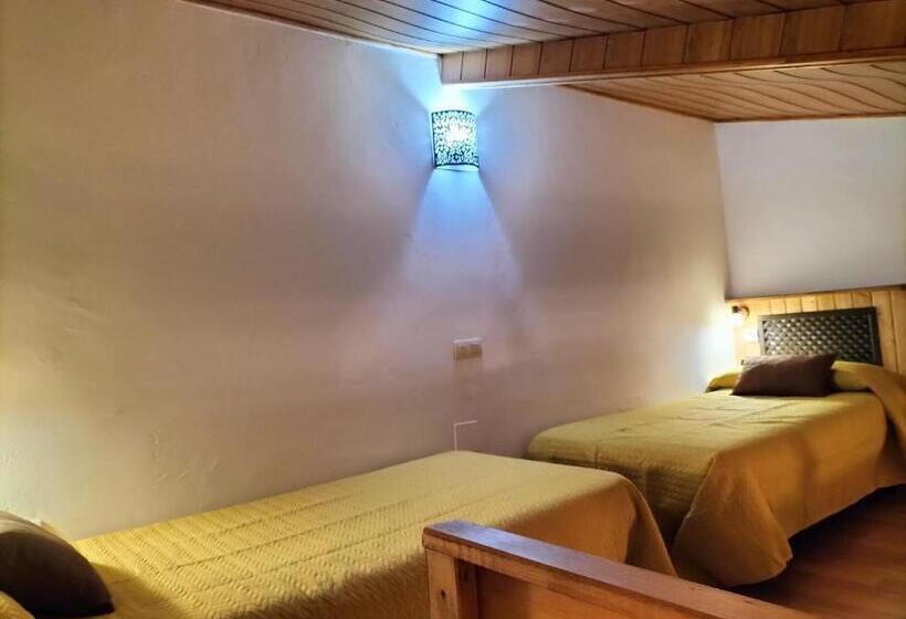 패밀리 룸, Don Camino