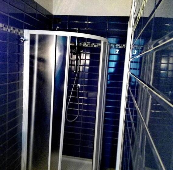 اتاق استاندارد یک نفره, B&b Borfuro