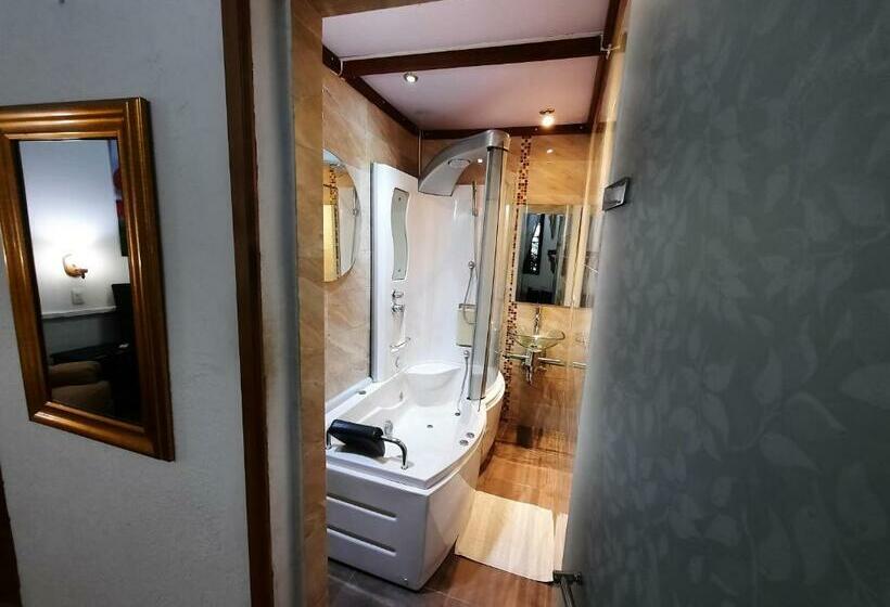 סוויטה דלוקס, Jardín Del Duque Hotel Boutique