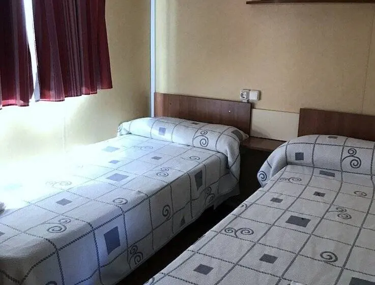 スタンダードバンガロー, Camping O Muiño