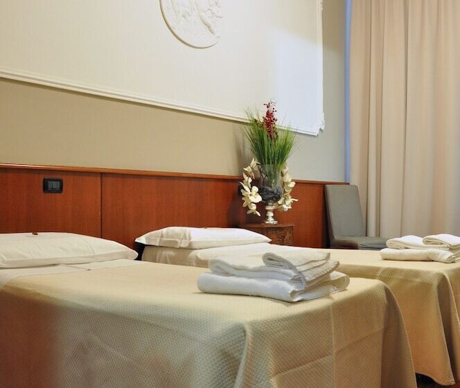 اتاق استاندارد, Twenty Nine